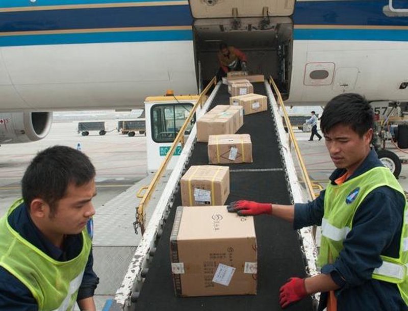 机场地面设备：助力现代航空业高效运行